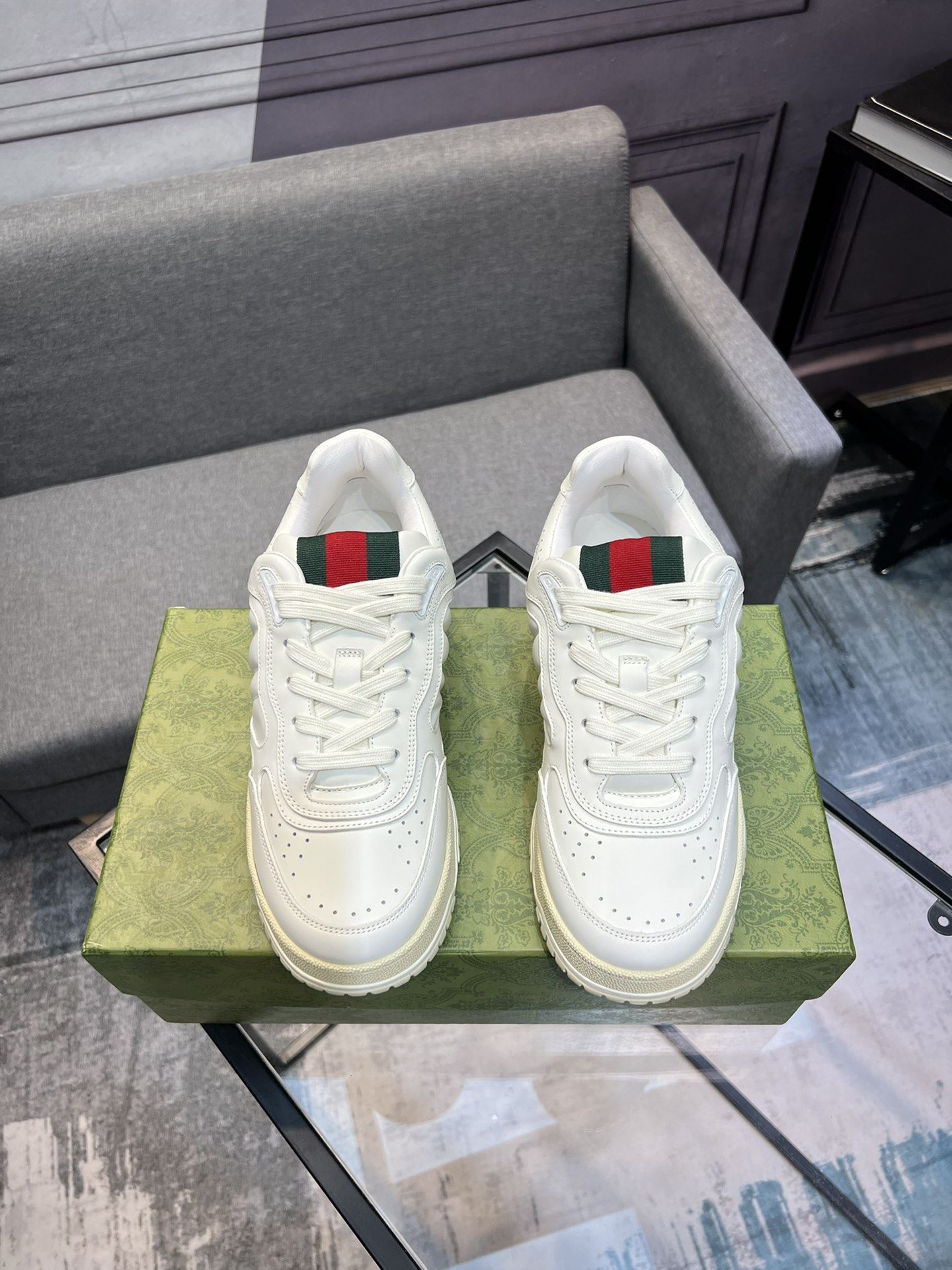 Gucci Low Shoes